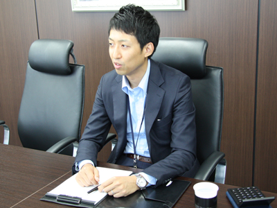 荒巻善宏さん 荒巻善宏さん