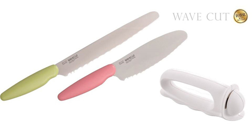 貝印オリジナル形状のマルチナイフ「WAVECUT」と「波刃が研げるシャープナー」