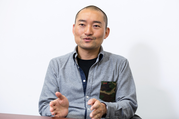株式会社シンクロ 代表取締役社長 / オイシックス・ラ・大地株式会社 執行役員CMT。2001年~2003年まで2年半かけて世界一周。ブログやSNSのない時代にWEBで旅行記を発信していたところ人気になり、旅行記を出版。WEBの面白さを知って、デジタルマーケティングの世界にはいる。株式会社ドクターシーラボにてデジタルマーケティングの責任者を務め、2014年、独立。国内大手企業のマーケティングアドバイザーをおこないながら、オイシックス・ラ・大地株式会社では執行役員CMTとしてサブスクリプションモデルのEC戦略を担当している。ウェブマーケティングのプロとして、メディア・講演など多数出演。出版書籍 世界一周旅行記https://www.amazon.co.jp/dp/4344420497/デジタルマーケティングhttps://www.amazon.co.jp/dp/4798153745/